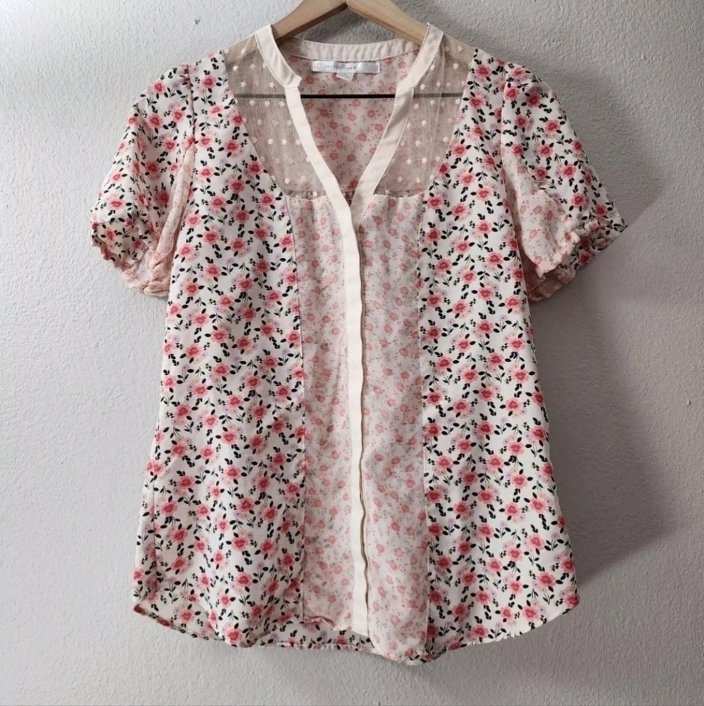 Lauren Conrad • Floral Blouse